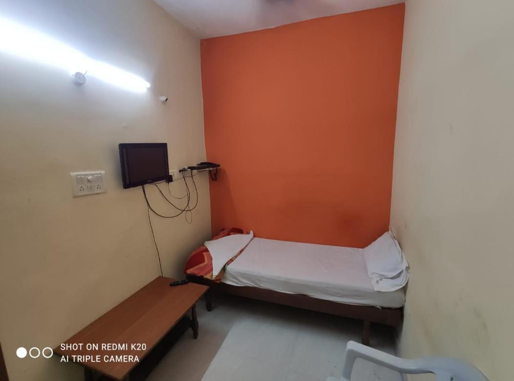Hotel Sai Nivas Residency Hyderabad Ngoại thất bức ảnh